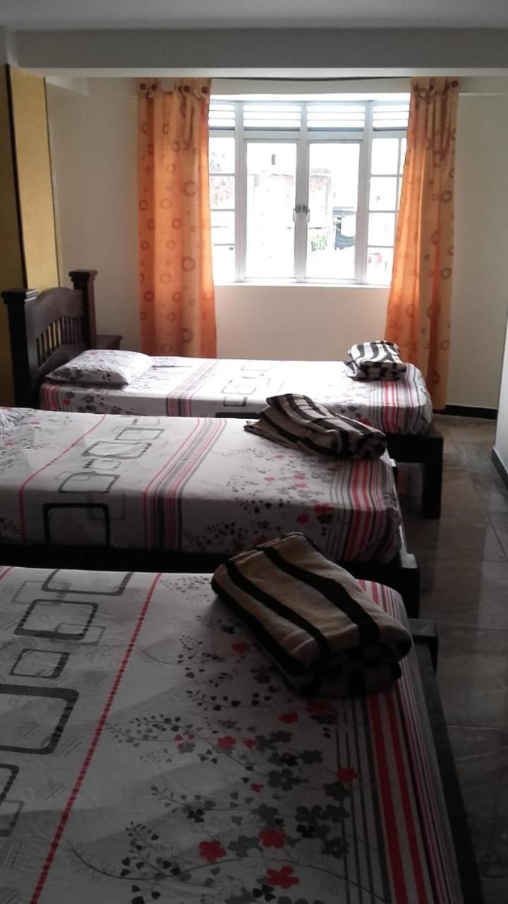 Hotel Emperatriz Armenia  Eksteriør billede
